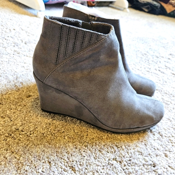 Shoes - Gray Wedge Ankle Boots